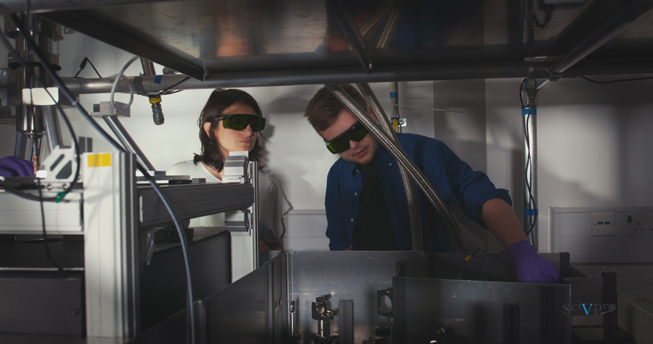 Figure 1 | Chiara Ciccarelli (Lecturer at the University of Cambridge) and Dominik Hamara (PhD student) at the new THz spectroscopy laboratory (Maxwell Centre, Cavendish Laboratory, University of Cambridge).